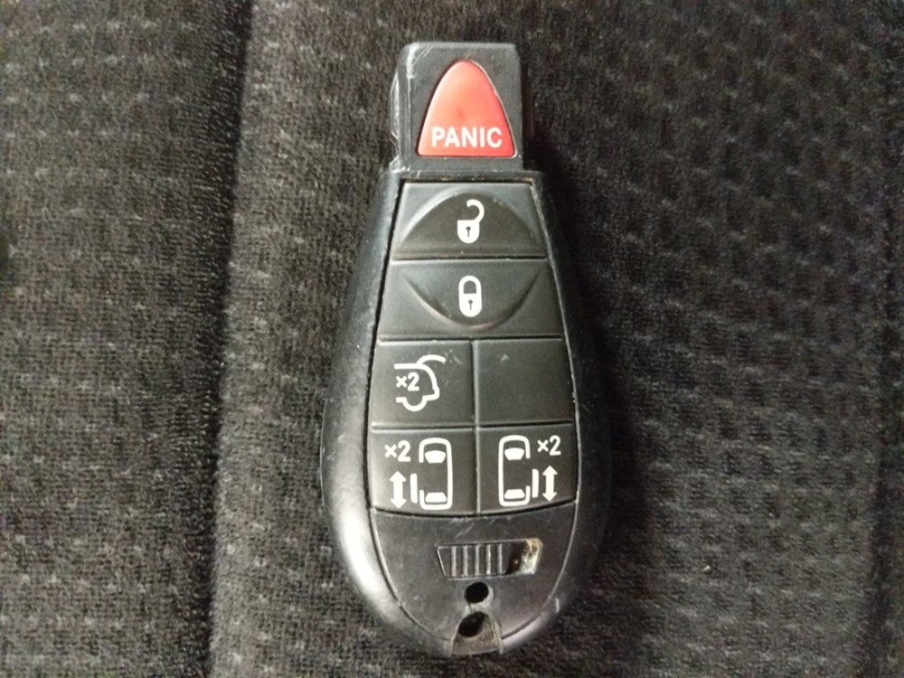2014 Dodge Grand Caravan - Keys