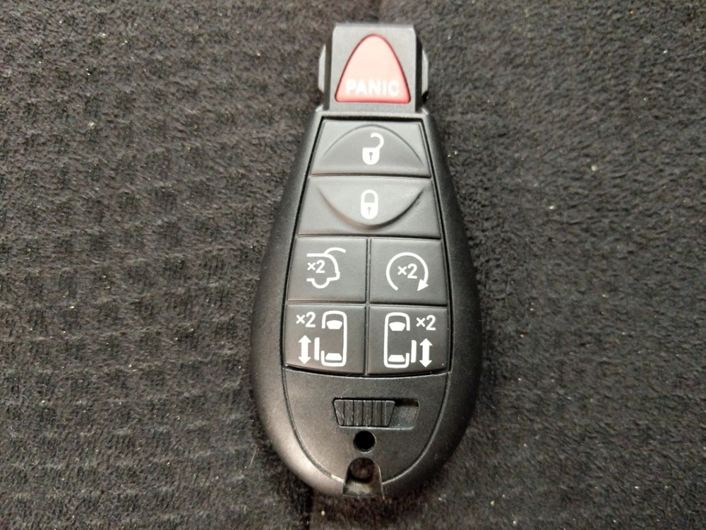 2011 Chrysler Town and Country - Keys