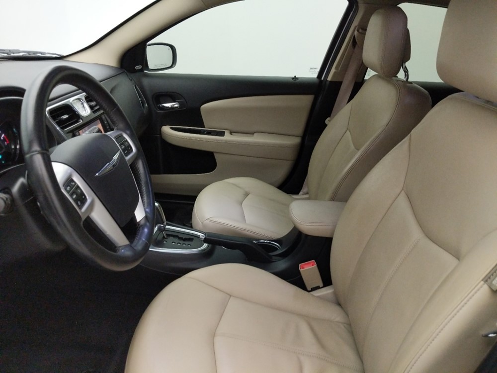 2011 Chrysler 200 - Driver Front Seat