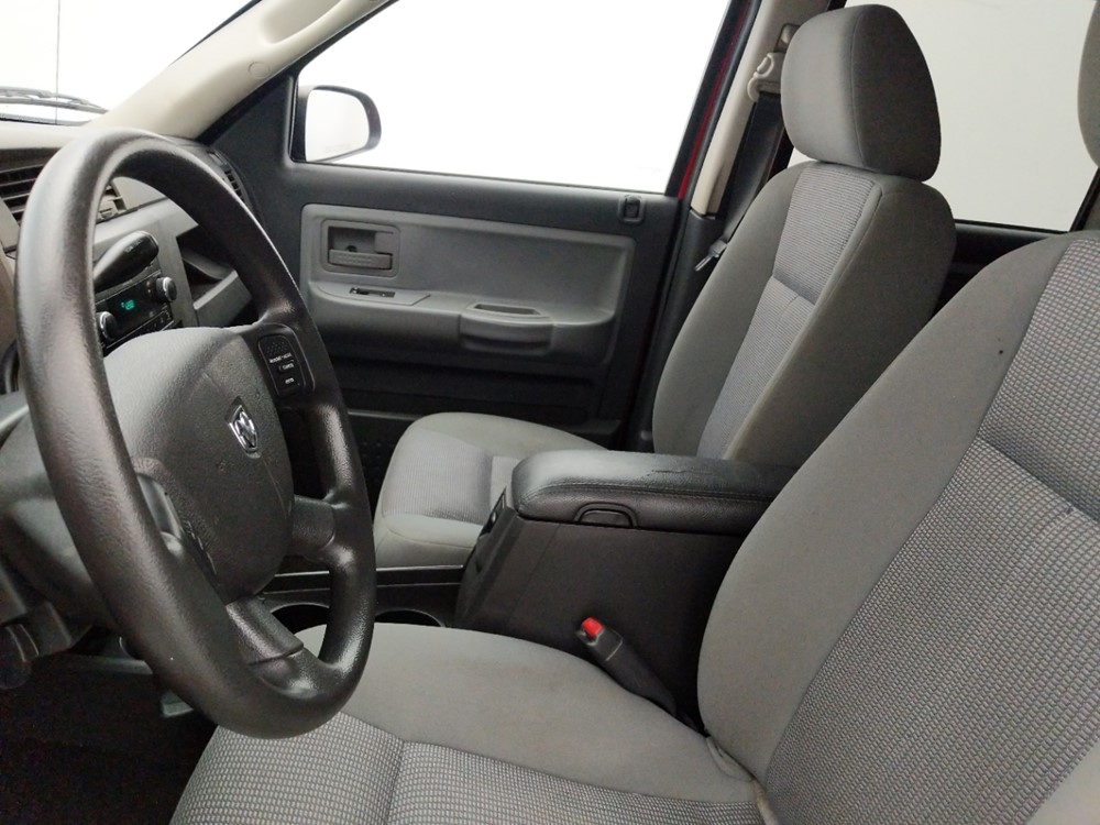 2011 Dodge Dakota - Driver Front Seat