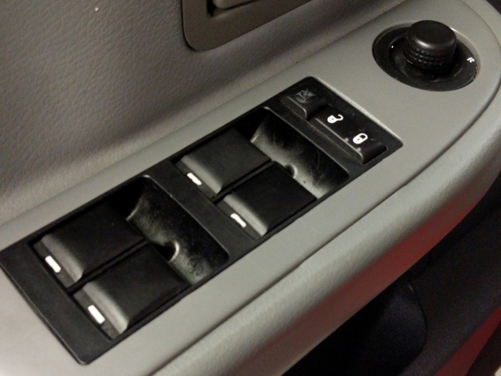 2011 Dodge Dakota - Driver Power Windows/Lock Control