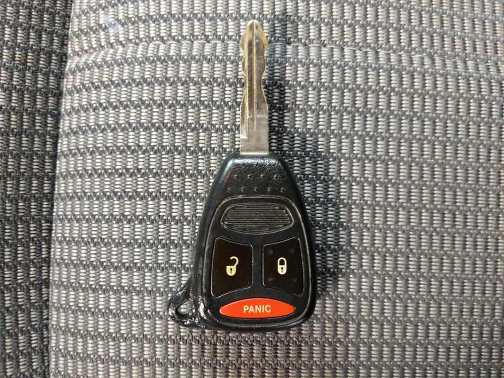 2011 Dodge Dakota - Keys
