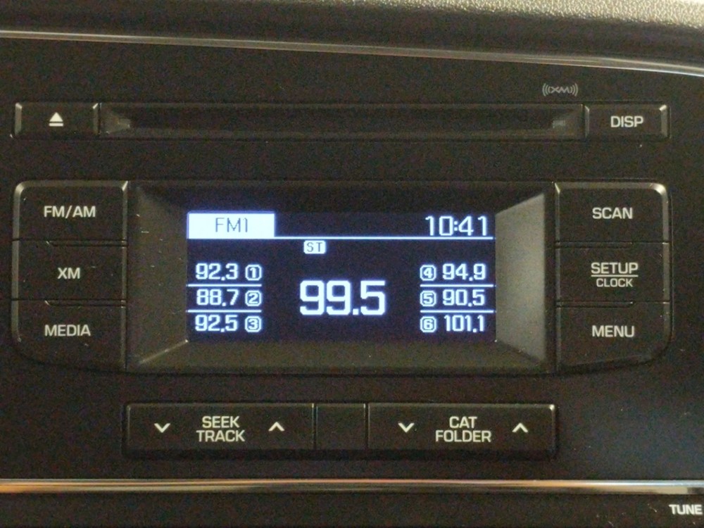 2017 Hyundai Elantra - Stereo Package