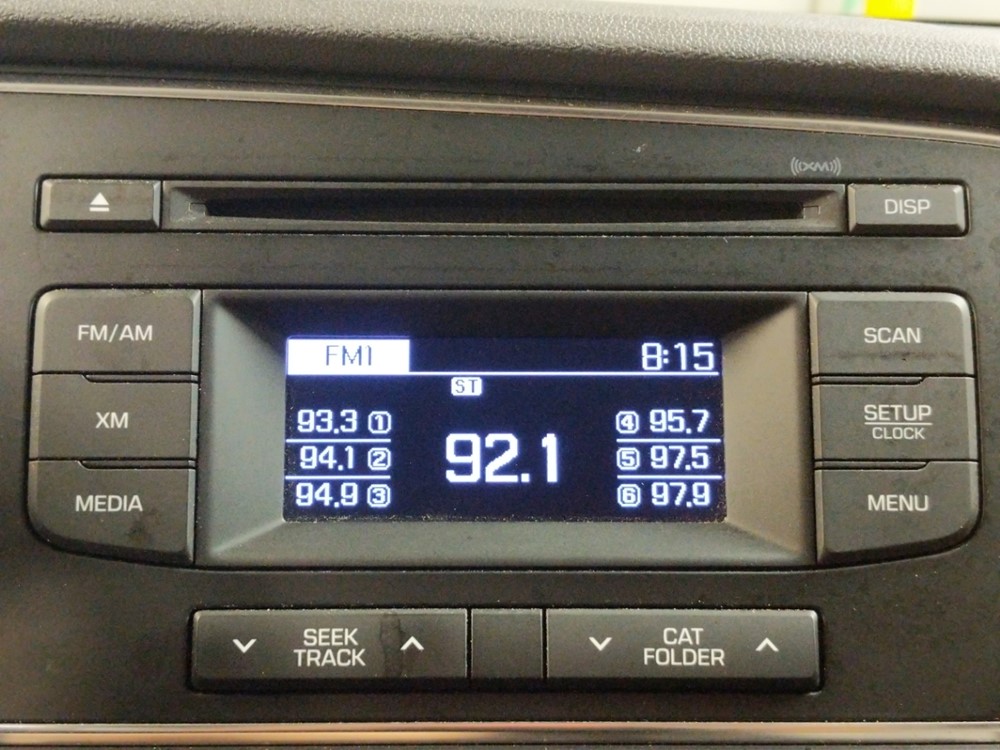 2017 Hyundai Elantra - Stereo Package