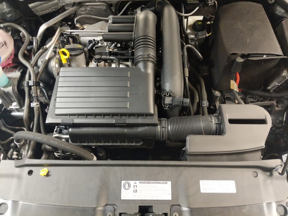 2016 Volkswagen Jetta - Engine