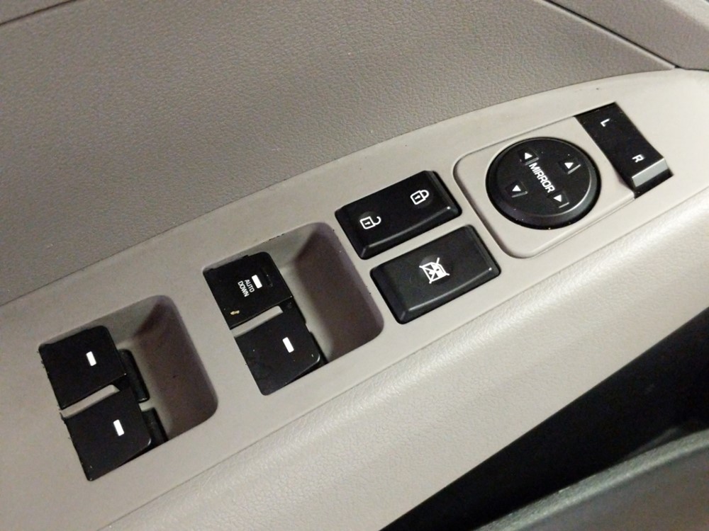 2017 Hyundai Elantra - Driver Power Windows/Lock Control