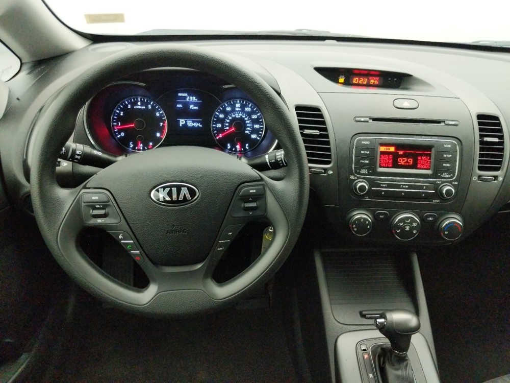 2016 Kia Forte - Driver Dash