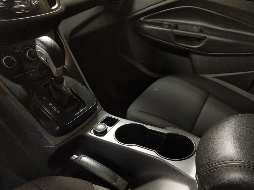 2015 Ford Escape - Center Console/Cup Holders