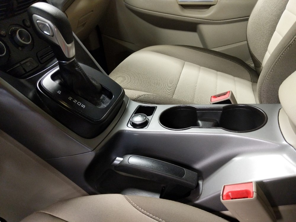 2016 Ford Escape - Center Console/Cup Holders