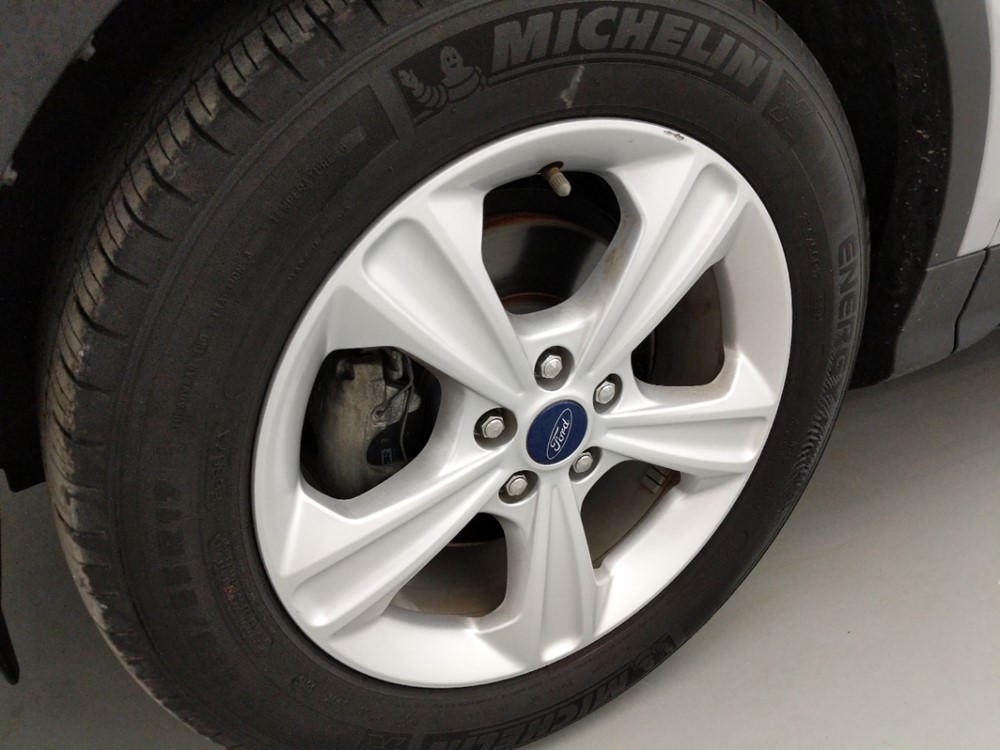 2016 Ford Escape - Wheel