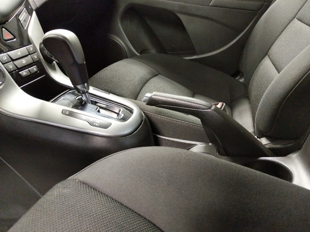 2016 Chevrolet Cruze - Center Console/Cup Holders