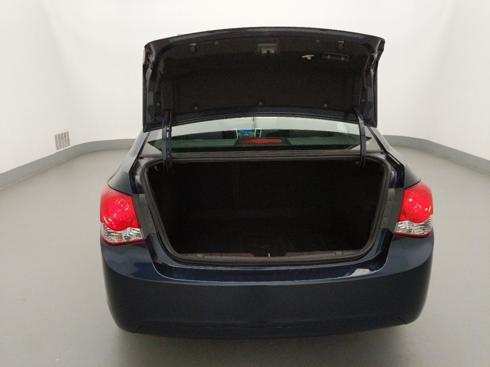 2016 Chevrolet Cruze - Trunk
