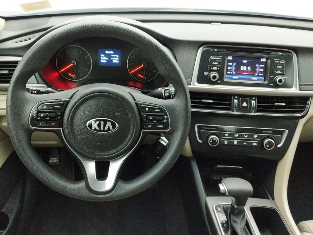 2016 Kia Optima - Driver Dash