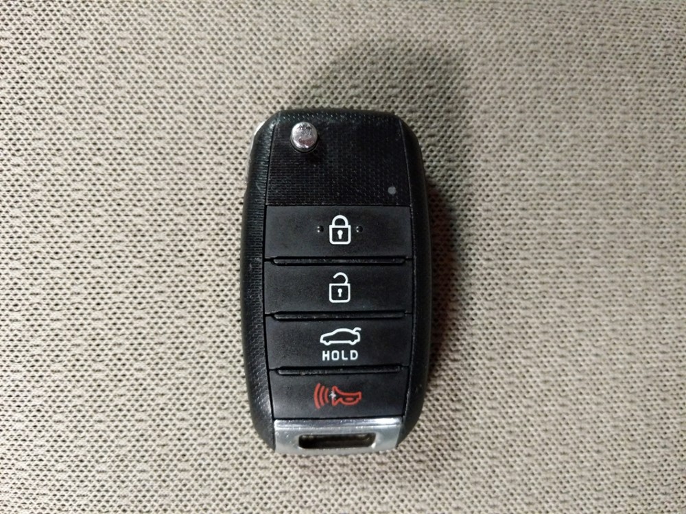 2016 Kia Optima - Keys