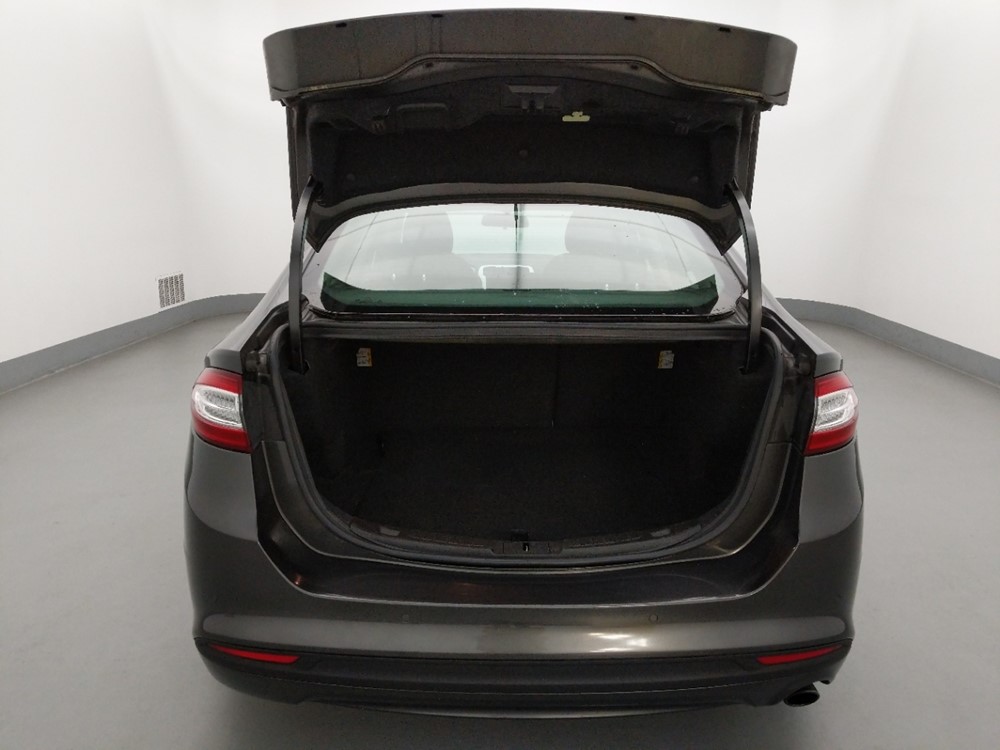 2016 Ford Fusion - Trunk