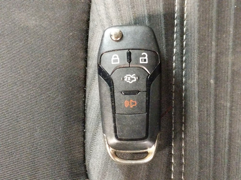 2016 Ford Fusion - Keys