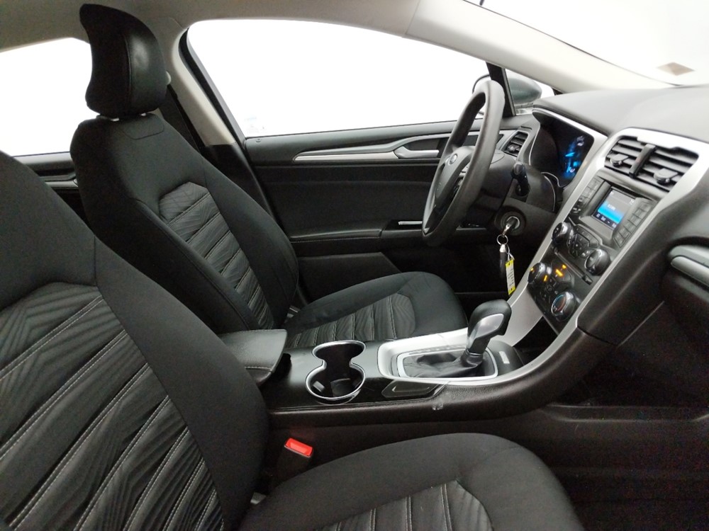 2016 Ford Fusion - Passenger Front Seat