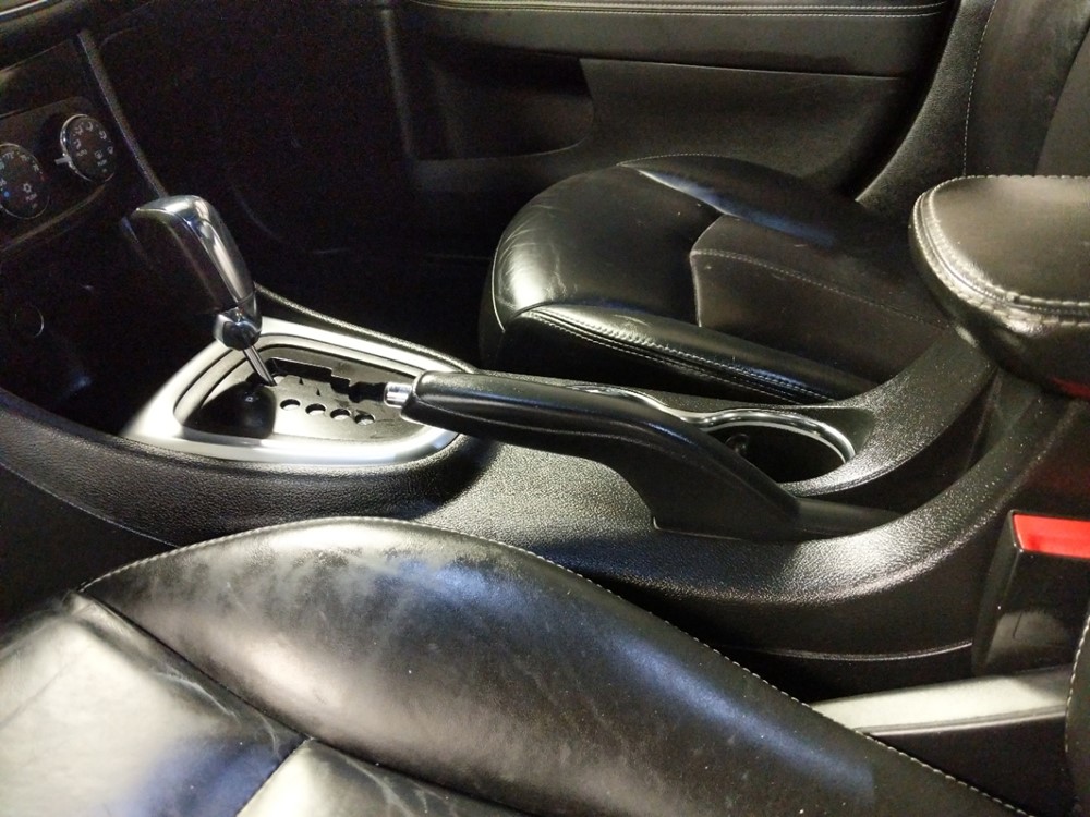 2014 Chrysler 200 - Center Console/Cup Holders