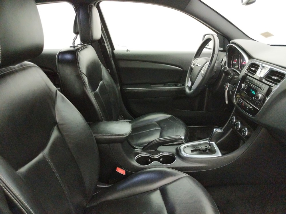 2014 Chrysler 200 - Passenger Front Seat