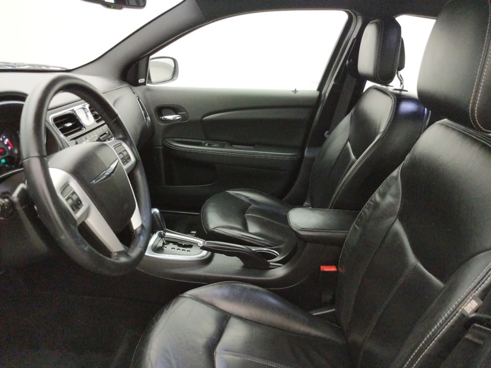 2014 Chrysler 200 - Driver Front Seat