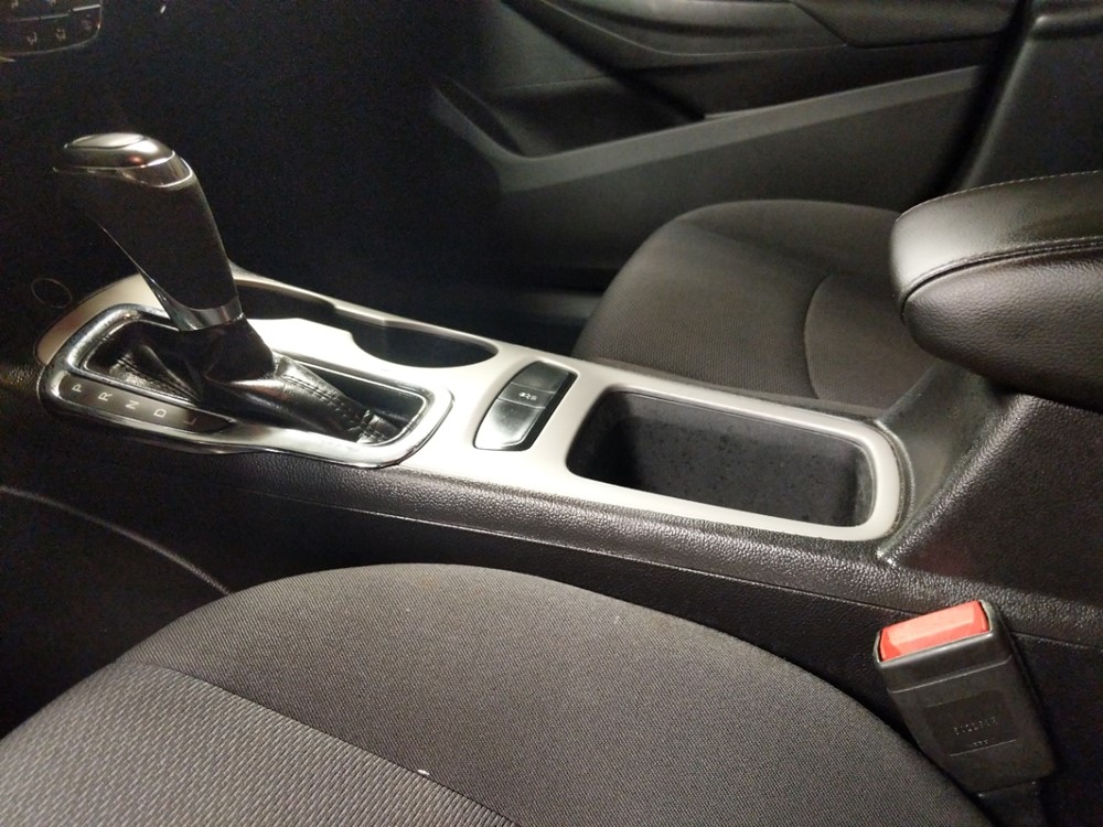 2017 Chevrolet Cruze - Center Console/Cup Holders