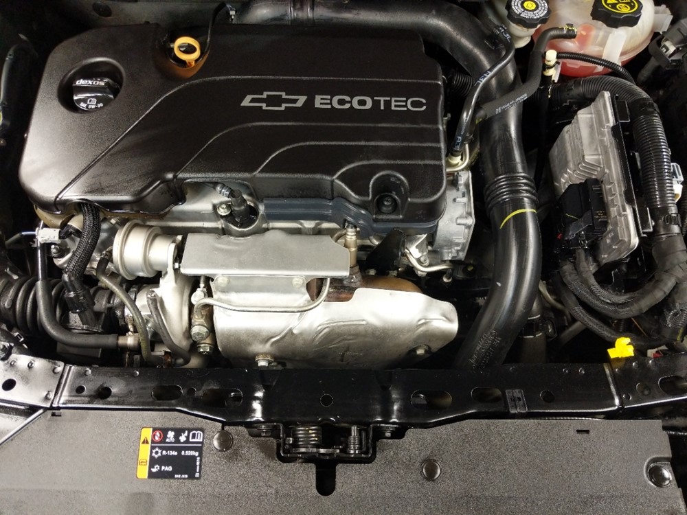 2017 Chevrolet Cruze - Engine