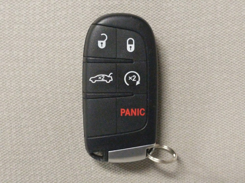 2016 Chrysler 200 - Keys