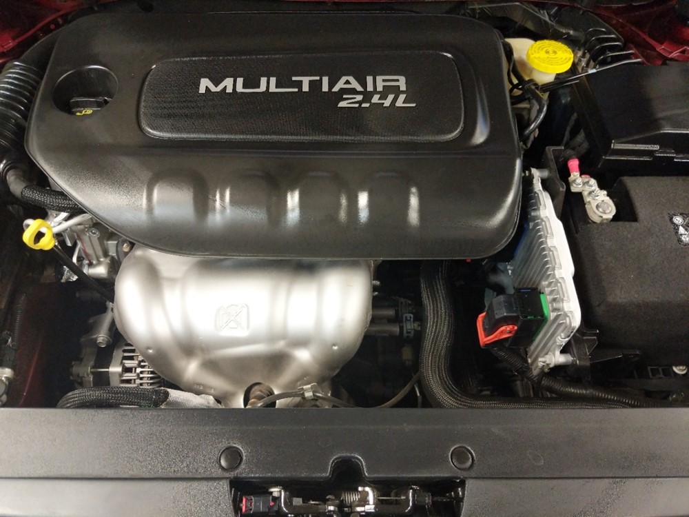 2016 Chrysler 200 - Engine