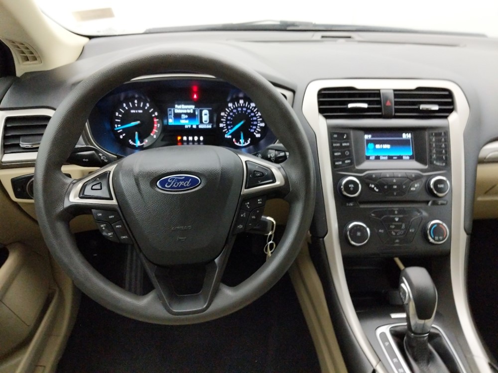 2016 Ford Fusion - Driver Dash