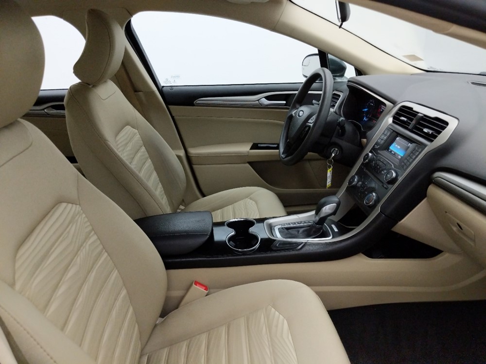 2016 Ford Fusion - Passenger Front Seat