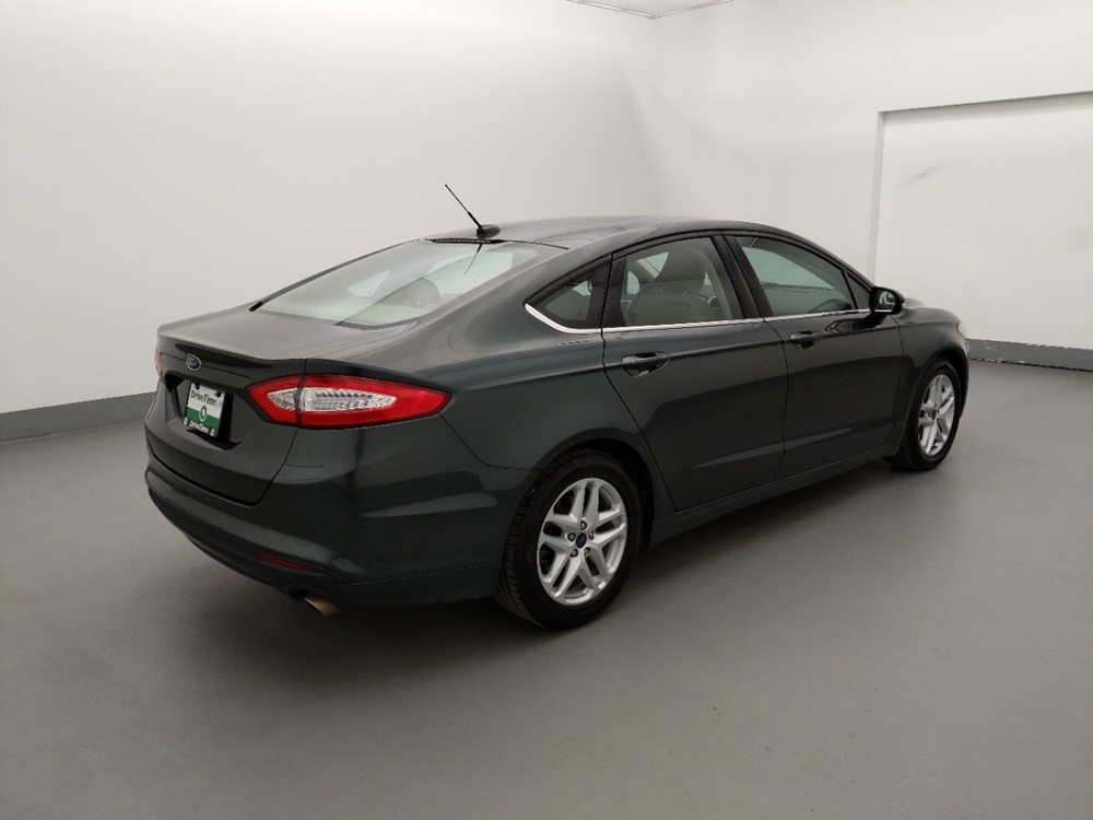 2016 Ford Fusion - Passenger Rear Side