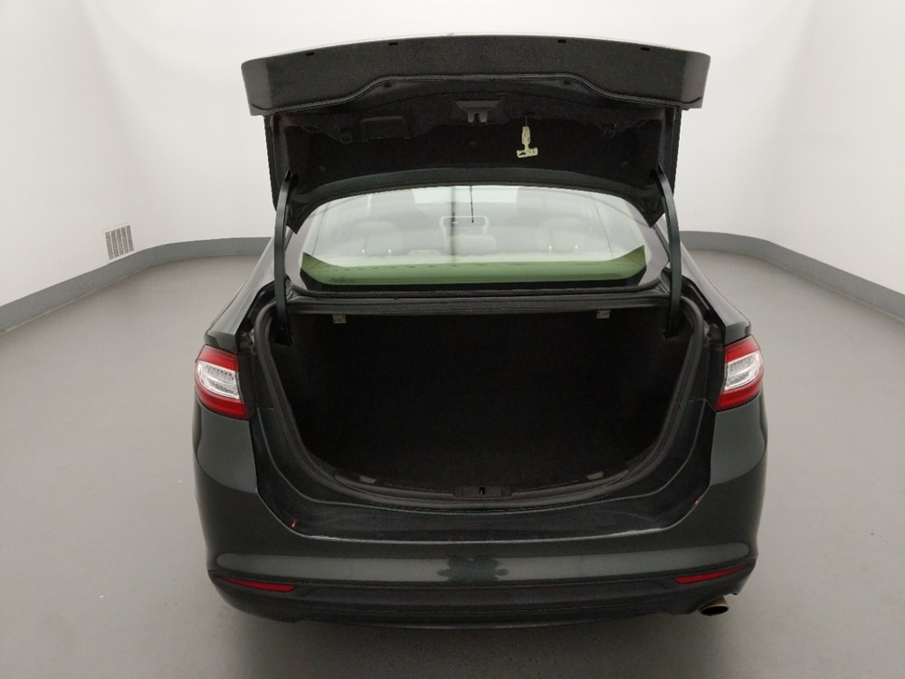 2016 Ford Fusion - Trunk