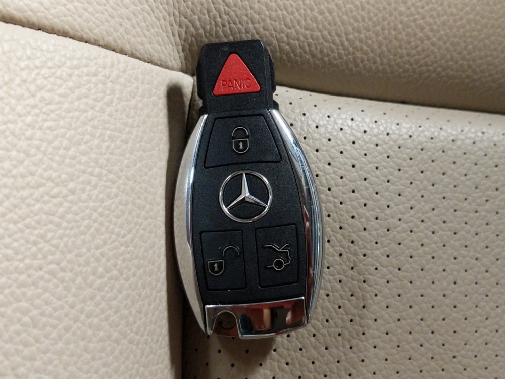 2016 Mercedes-Benz E350 - Keys