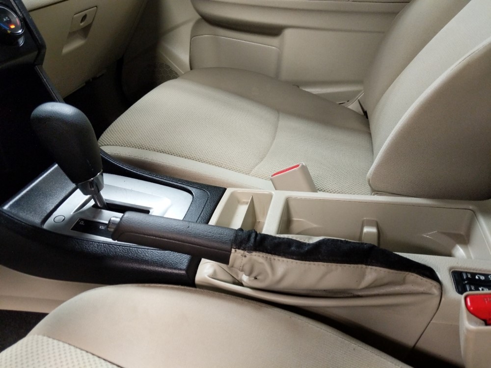 2014 Subaru Impreza - Center Console/Cup Holders