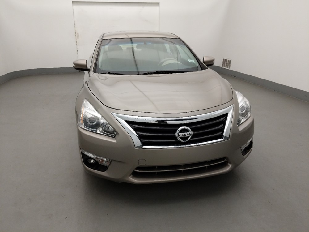 2014 Nissan Altima - Passenger Front Hood