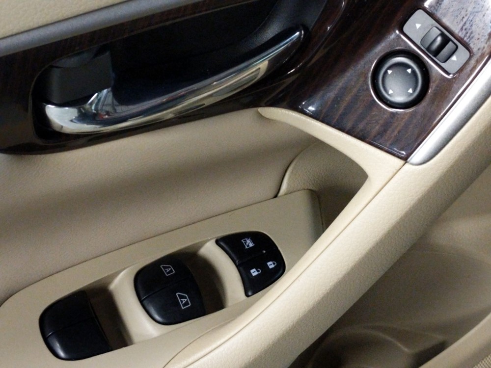 2014 Nissan Altima - Driver Power Windows/Lock Control