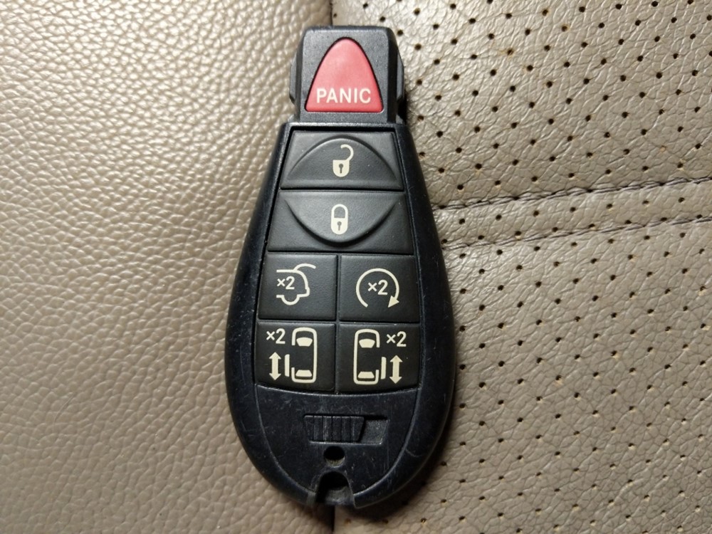 2012 Chrysler Town and Country - Keys