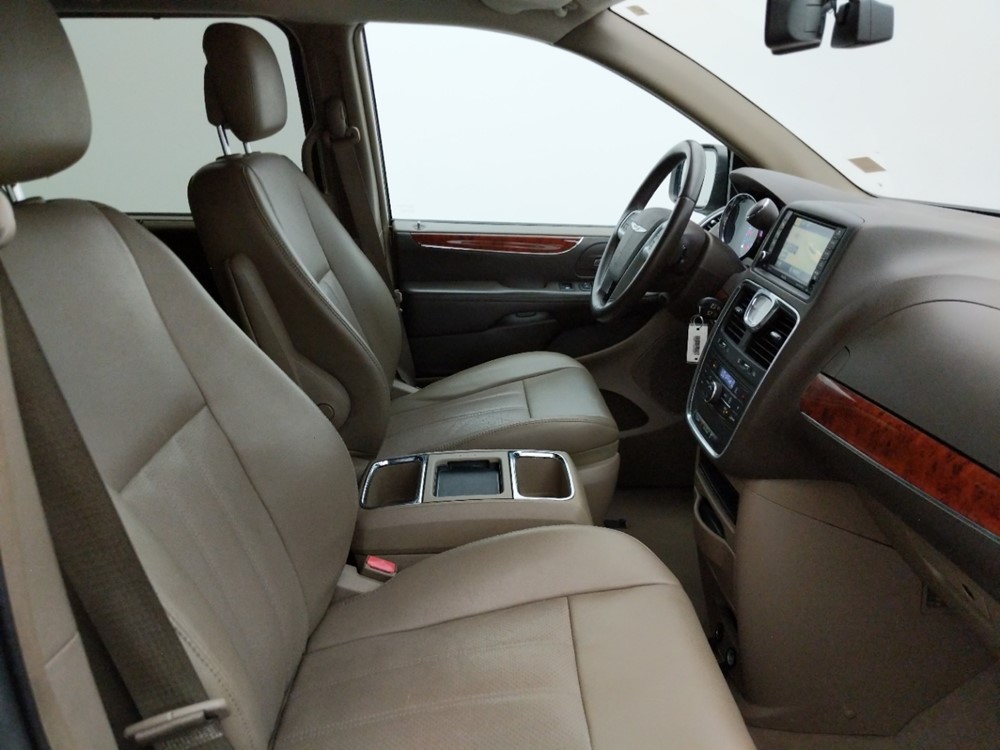 2012 Chrysler Town and Country - Passenger Front Seat