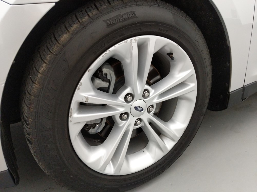 2013 Ford Taurus - Wheel