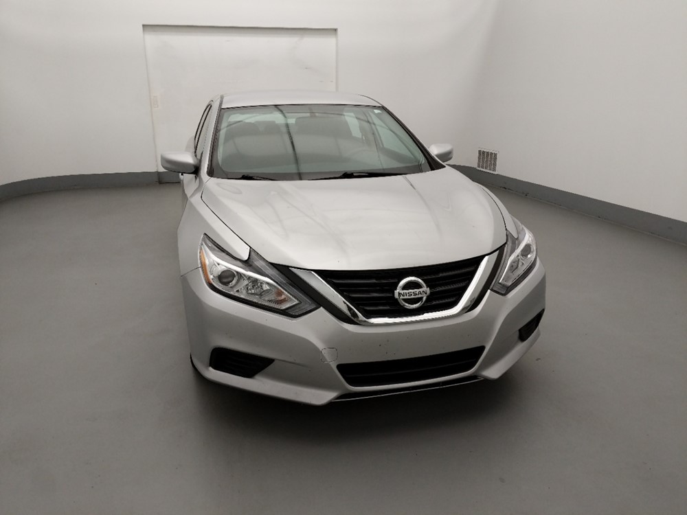 2017 Nissan Altima - Passenger Front Hood