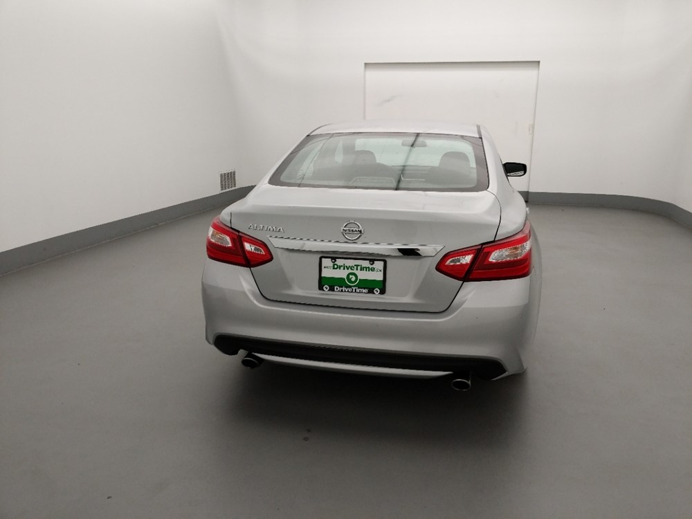 2017 Nissan Altima - Passenger Rear Trunk
