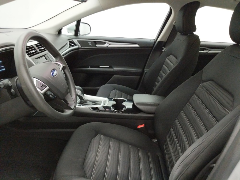2016 Ford Fusion - Driver Front Seat