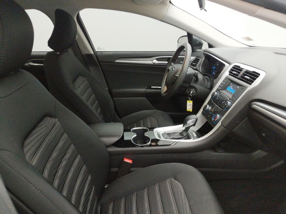 2016 Ford Fusion - Passenger Front Seat