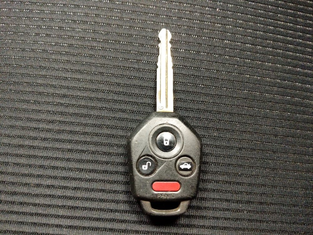 2016 Subaru Impreza - Keys