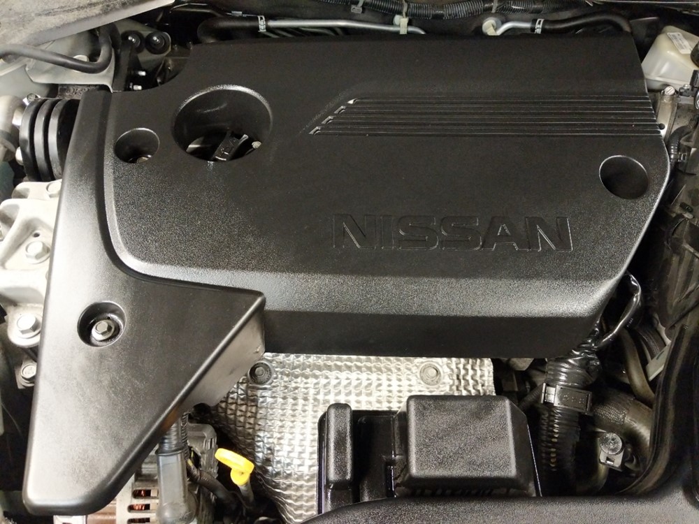2017 Nissan Altima - Engine