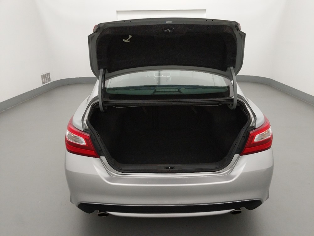 2017 Nissan Altima - Trunk