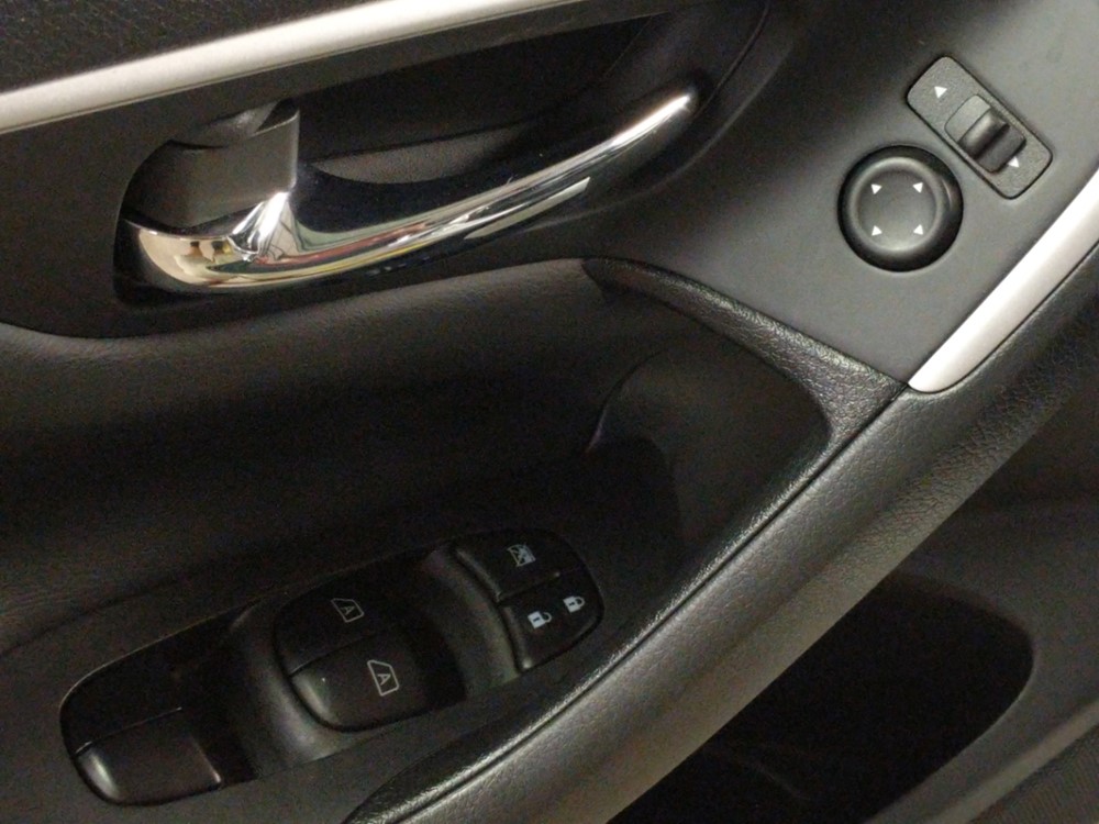 2018 Nissan Altima - Driver Power Windows/Lock Control