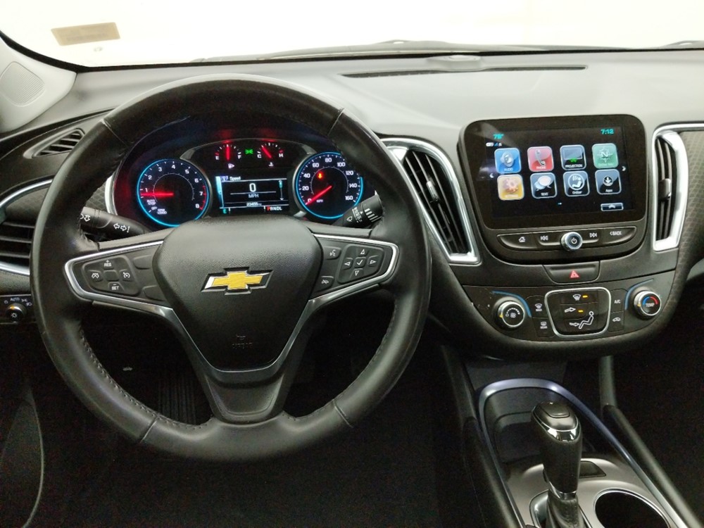 2018 Chevrolet Malibu - Driver Dash