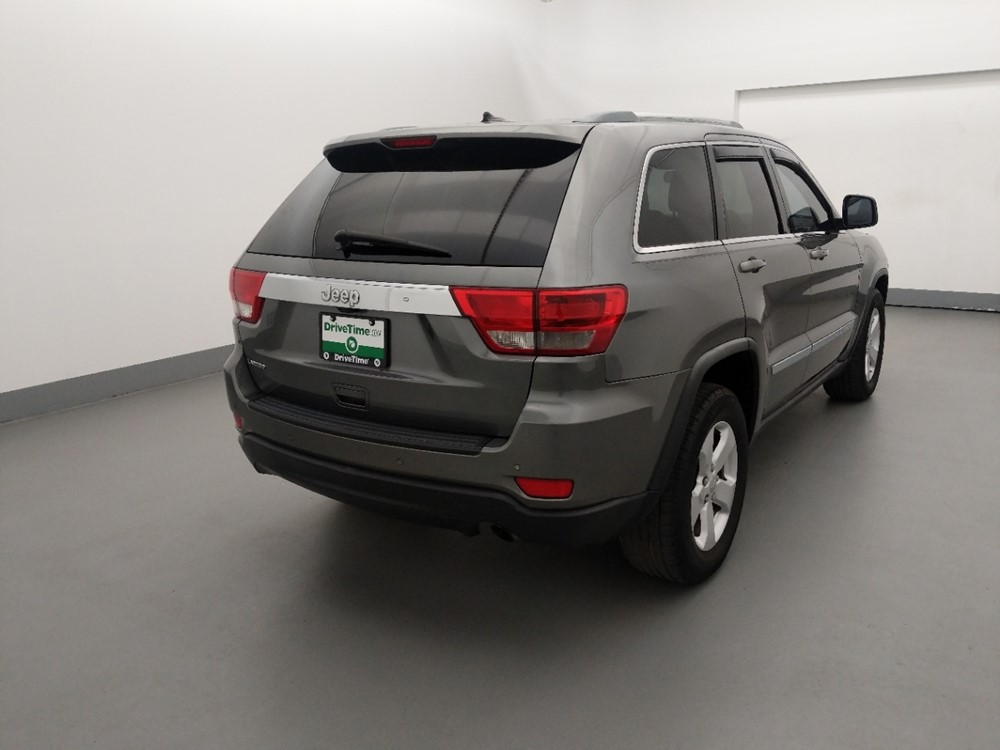 2011 Jeep Grand Cherokee - Passenger Rear Bumper