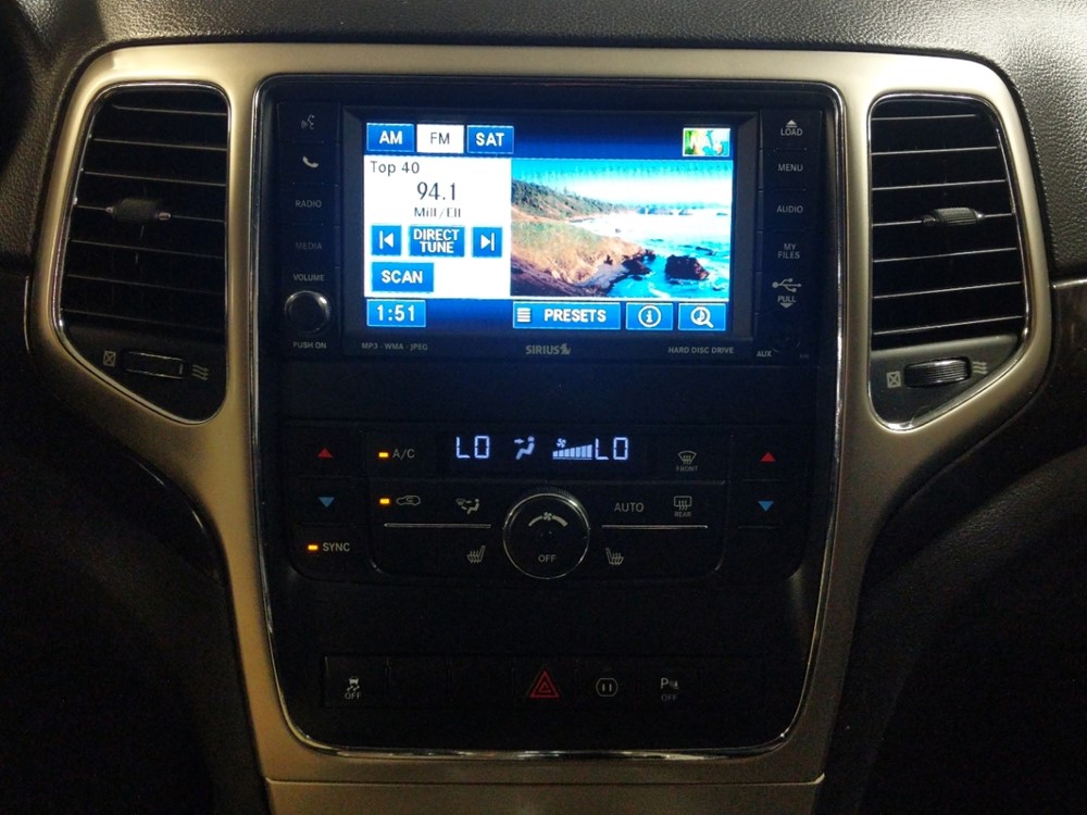 2011 Jeep Grand Cherokee - Stereo Package
